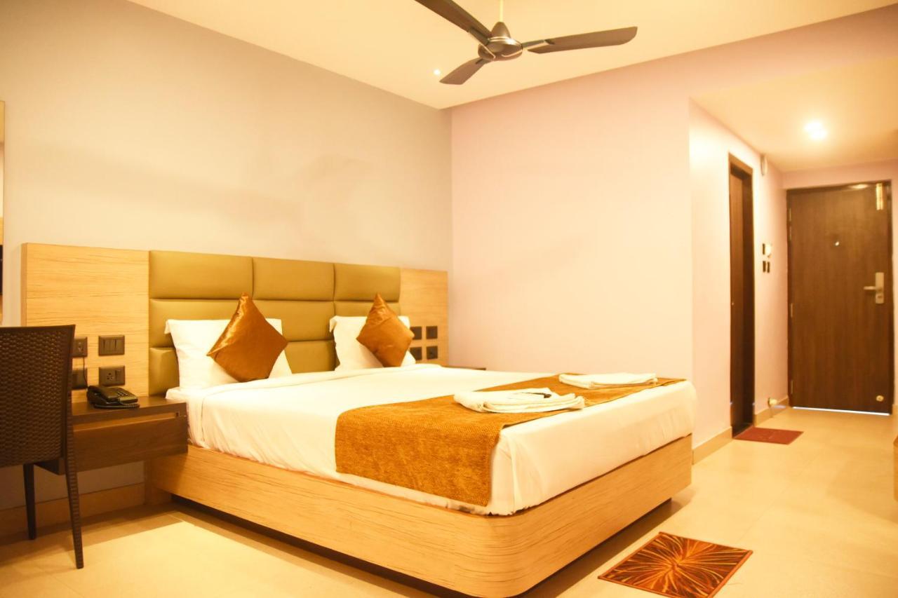 Hotel Om International Gokarna  Εξωτερικό φωτογραφία
