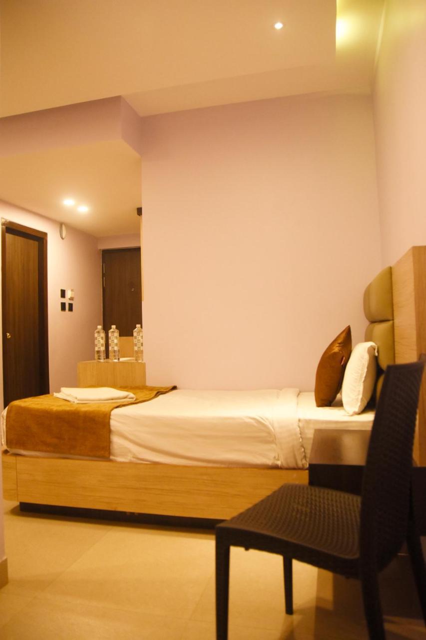 Hotel Om International Gokarna  Εξωτερικό φωτογραφία
